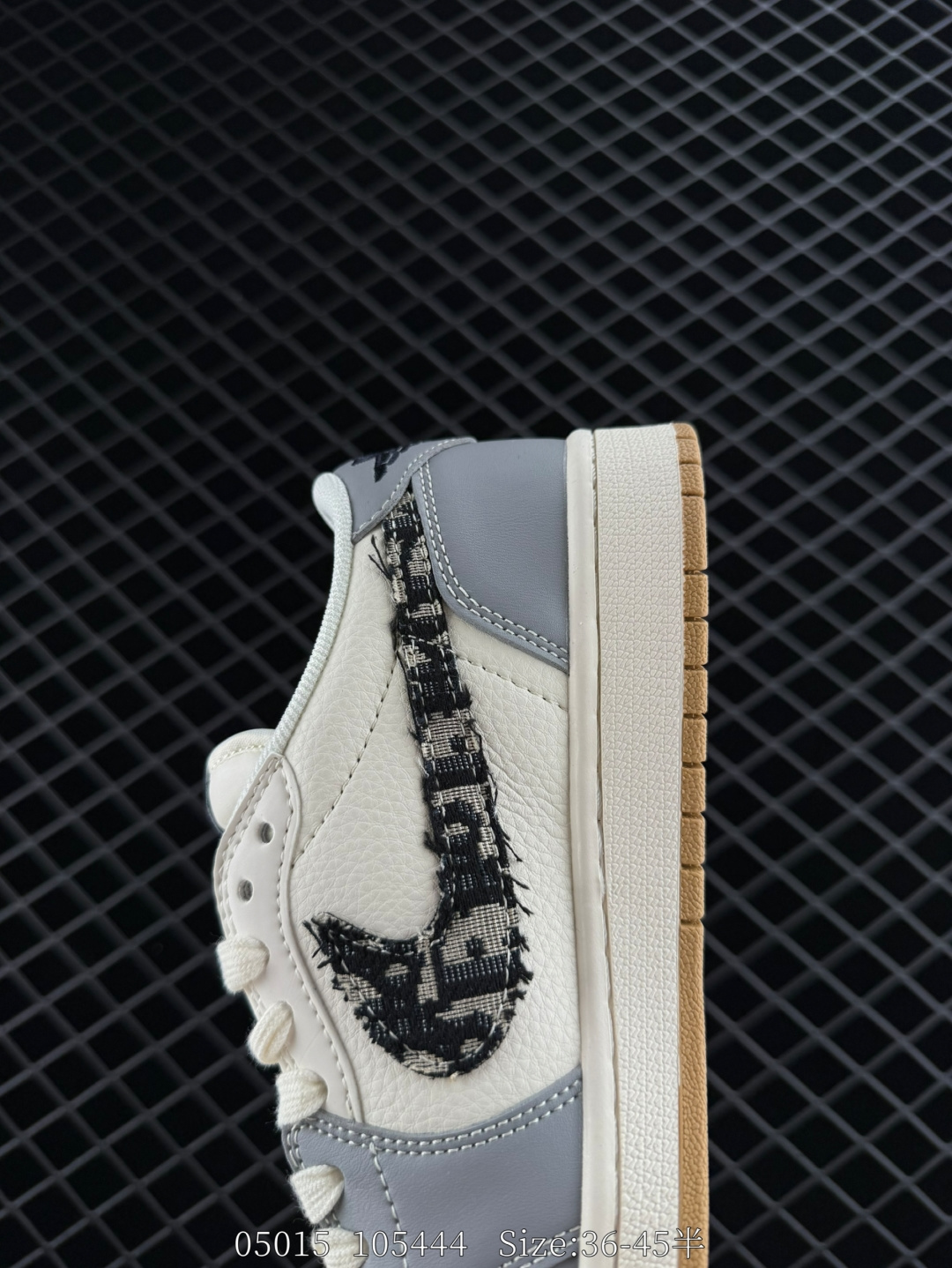 Travis Scott x Air Jordan 1 ” Reverse Mocha “